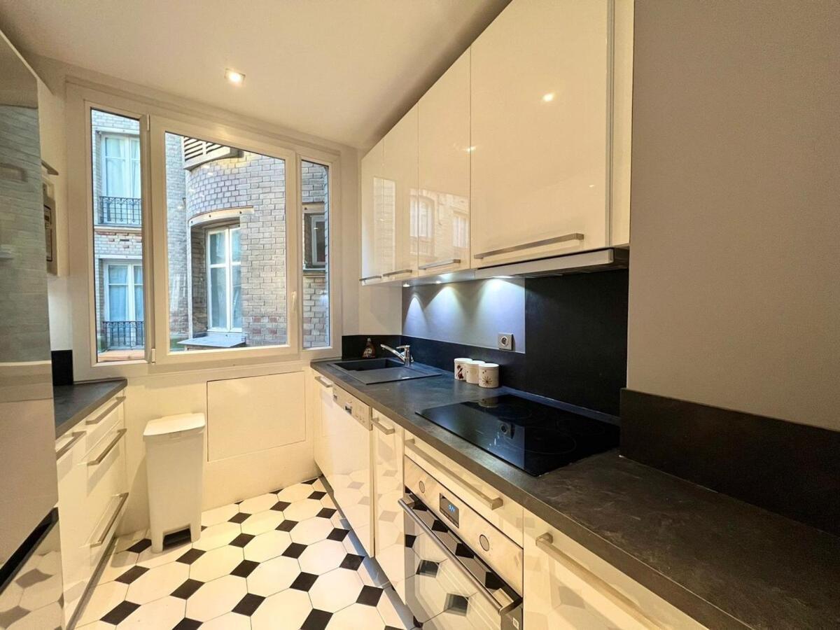 Apartment Le Spacieux - A Bastille - 22Mb *